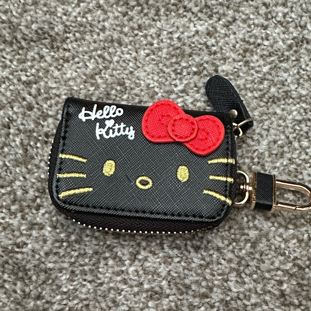 Hello Kitty key wallet